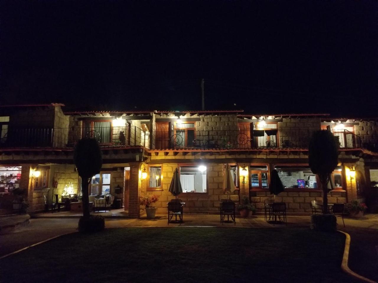 Hotel Sol Y Fiesta Tequisquiapan Szoba fotó